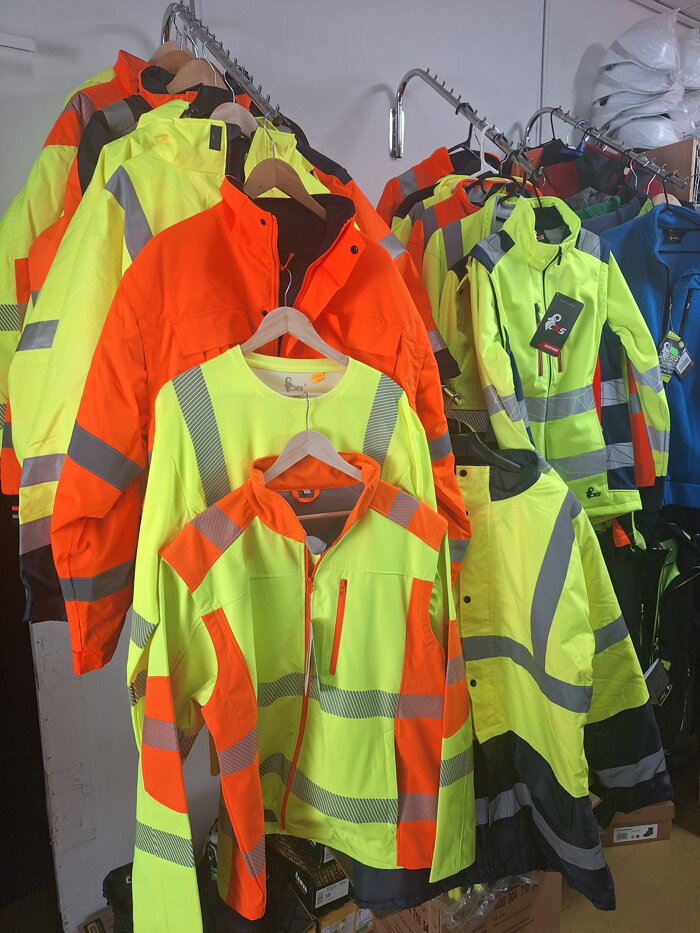 šKOLBOZ PREDAJŇA šKOLBOZ PREDAJŇA